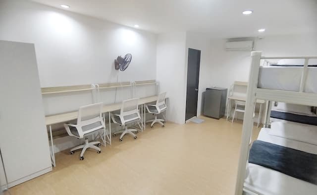 4人部屋 2