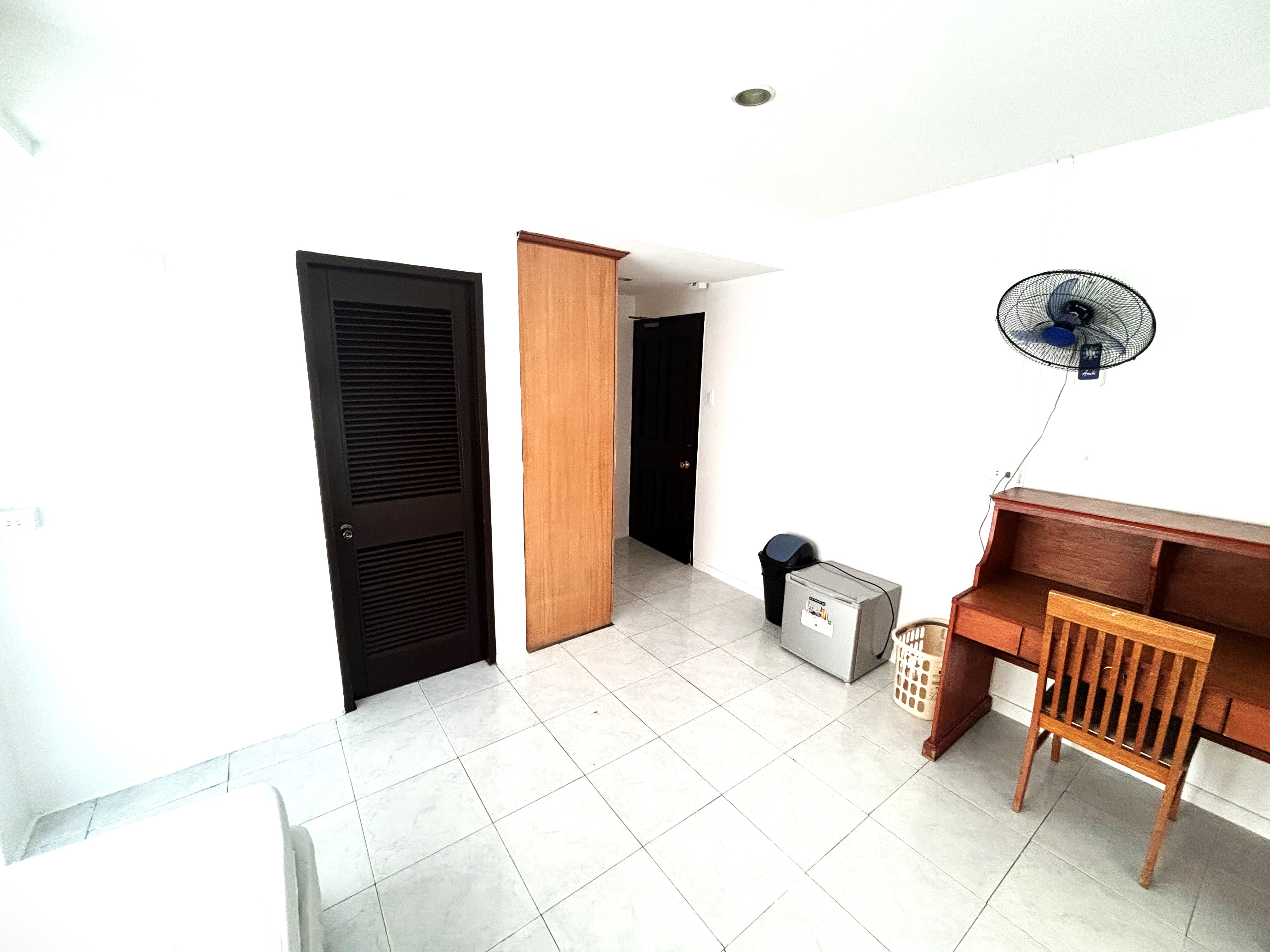 Single Room 2