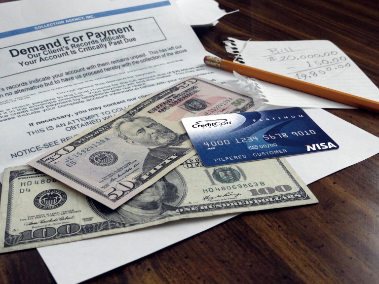 【渡航前の留学生必読!】クレジット・キャッシュカードのよくあるミス…!