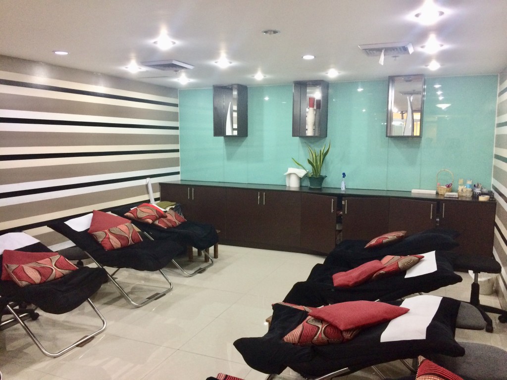 DCA35D3D-4148-4CF9-8358-55E1AEA0AFDF