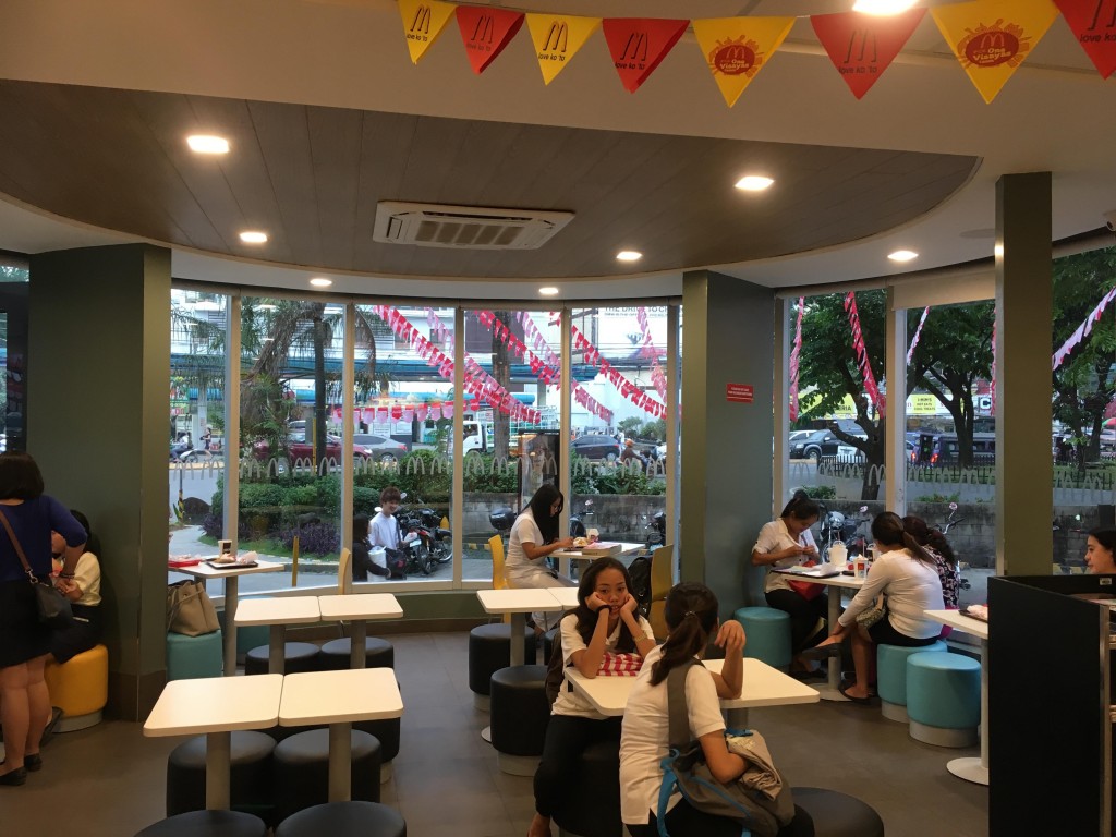 26982423_1354219351350989_1469601849_o