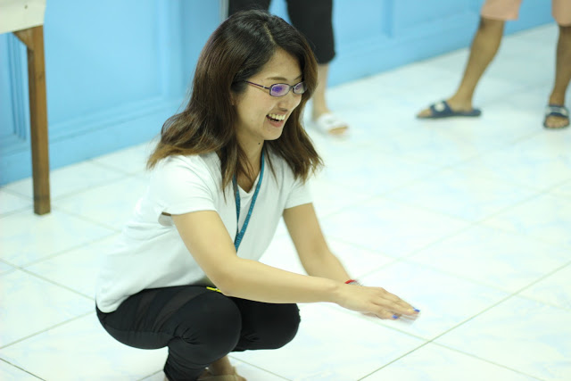 6A9933DD-DA96-480B-962E-7CEF3FBB1A4F