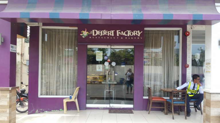 3Dから徒歩3分で行けるデザート&レストラン【DESSERT FACTORY(デザートファクトリー)】