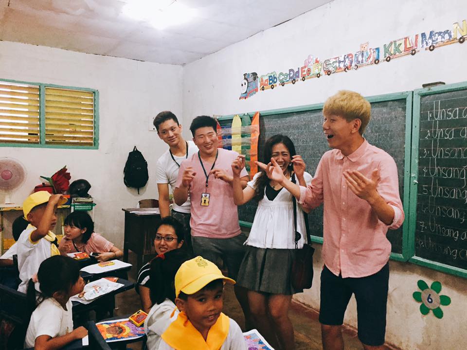 26992380_1812503212101806_3789149494051229031_n