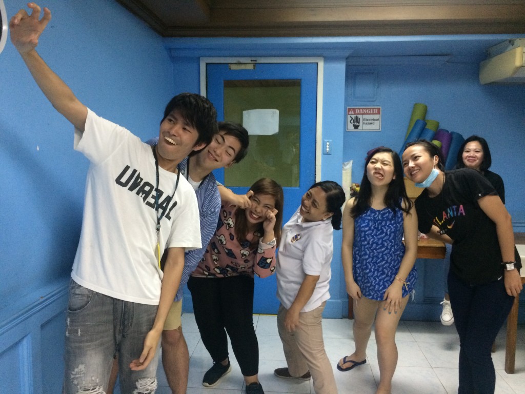 E9F8E352-E7E4-40FF-989E-8803B94ADC8D