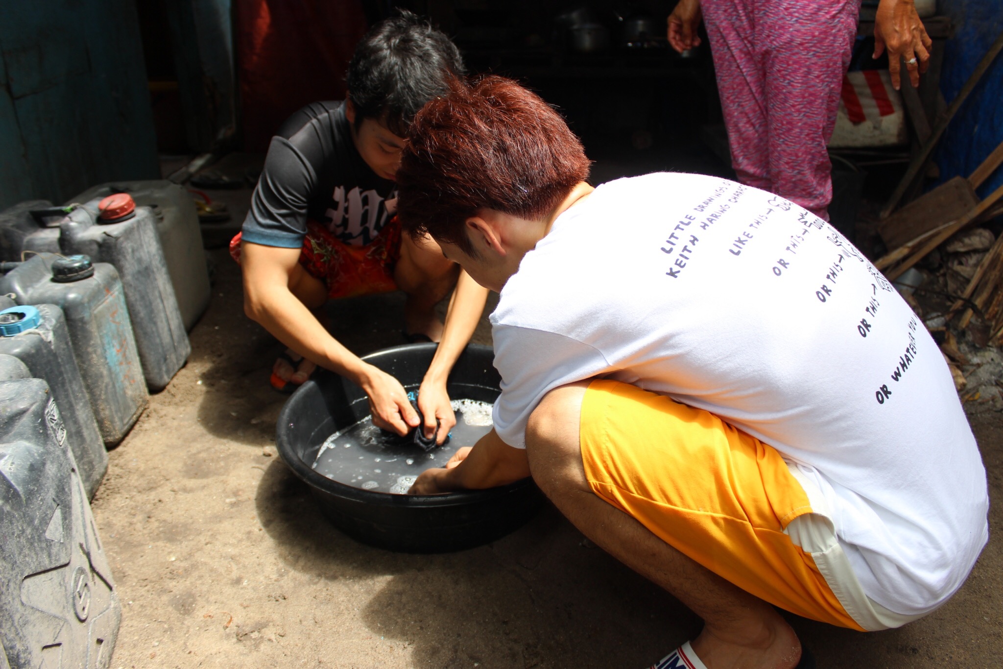 B89893B2-AB72-4765-BD9C-F33483E313E6