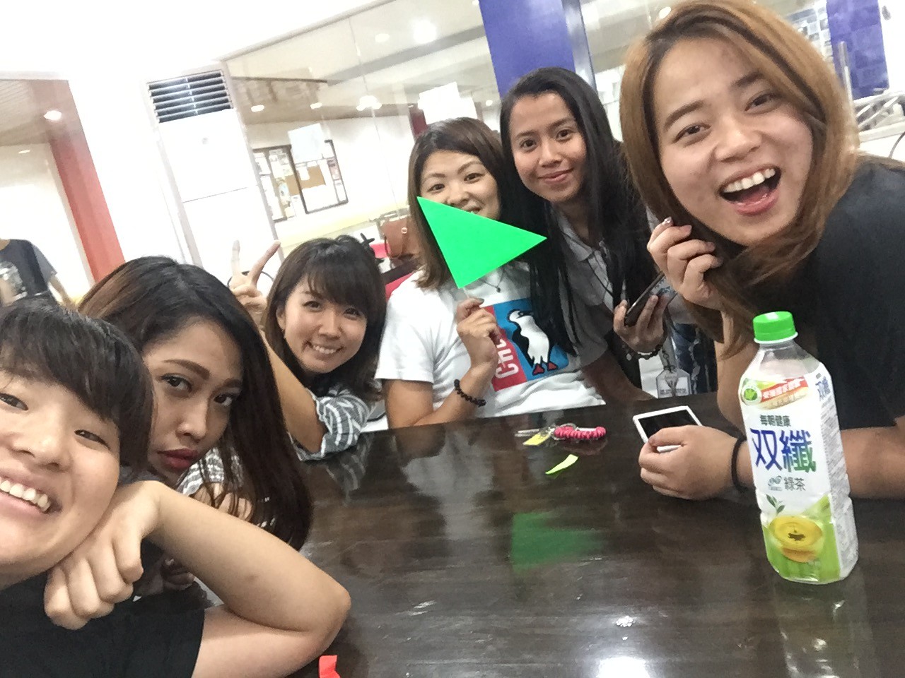 2E7E3D19-754C-41A1-AC9E-795C0AEBCFA4