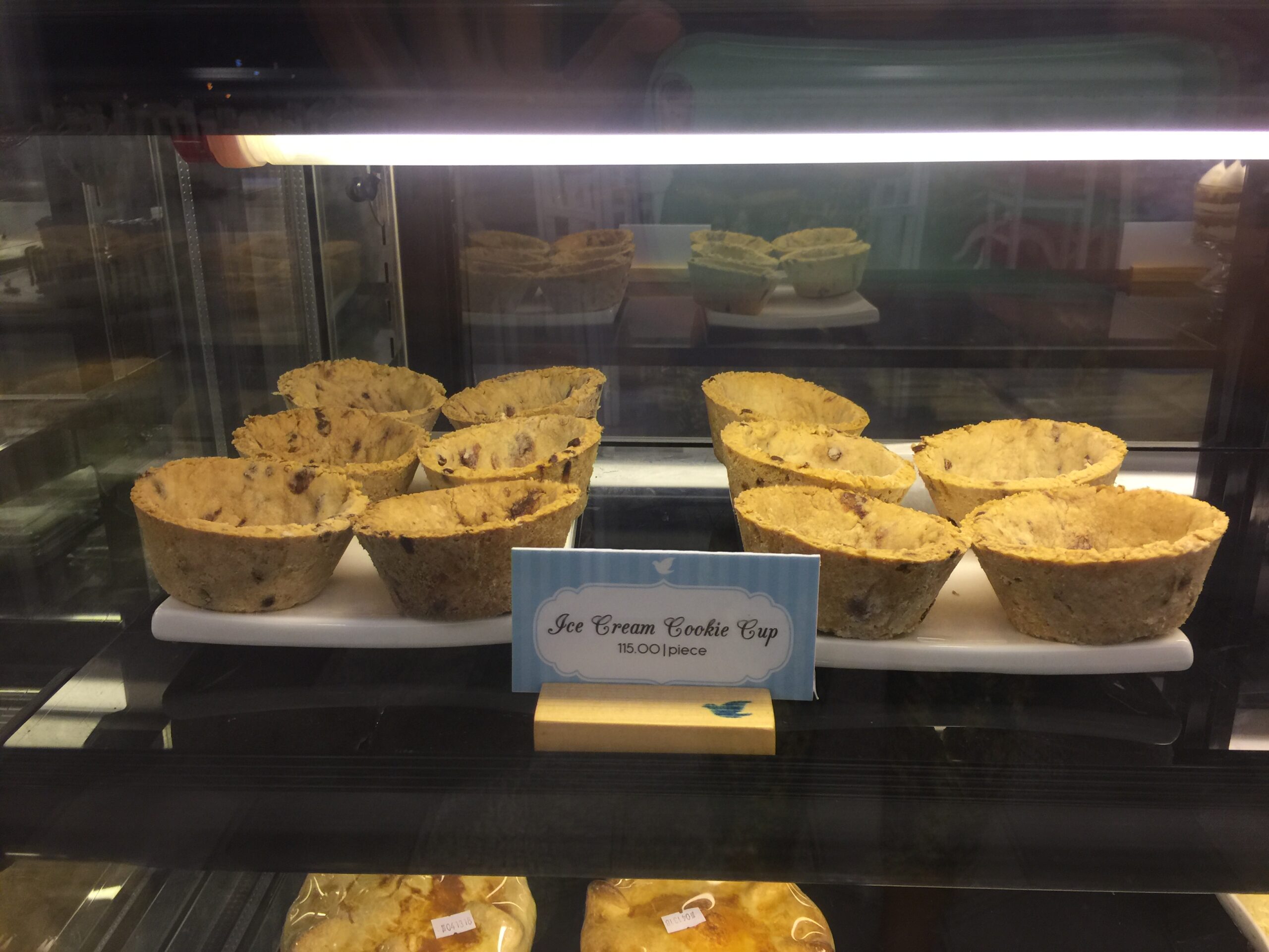 4CB1FDF9-FC74-4A6F-BA5A-BA25A2B5A46B