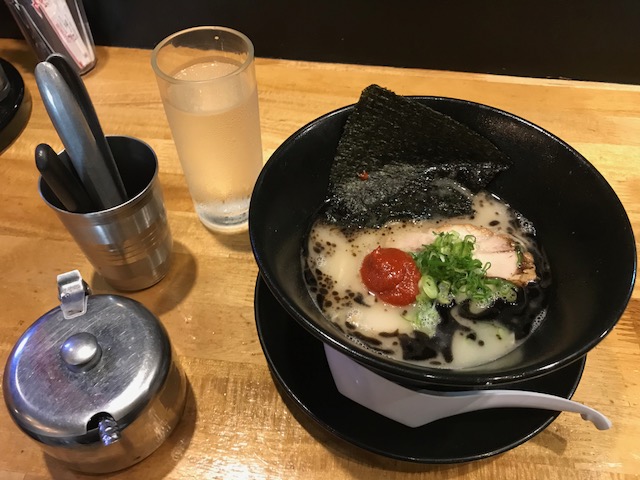 【2020年 更新】 本格とんこつラーメンを食べるならココ!”Barikata”♪♪