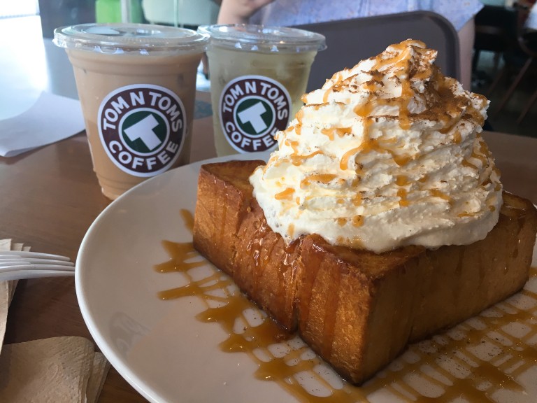 【TOM N TOMS COFFEE】甘いものが食べたくなったら…サクふわのトーストがおすすめのカフェ♪