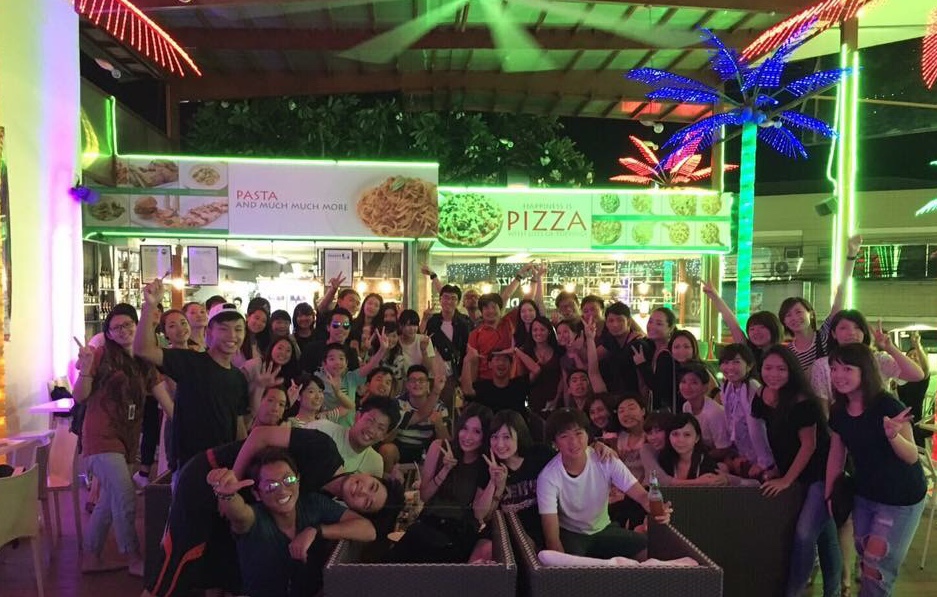 A5237899-F3E6-425D-ADD2-AF2FE853228C