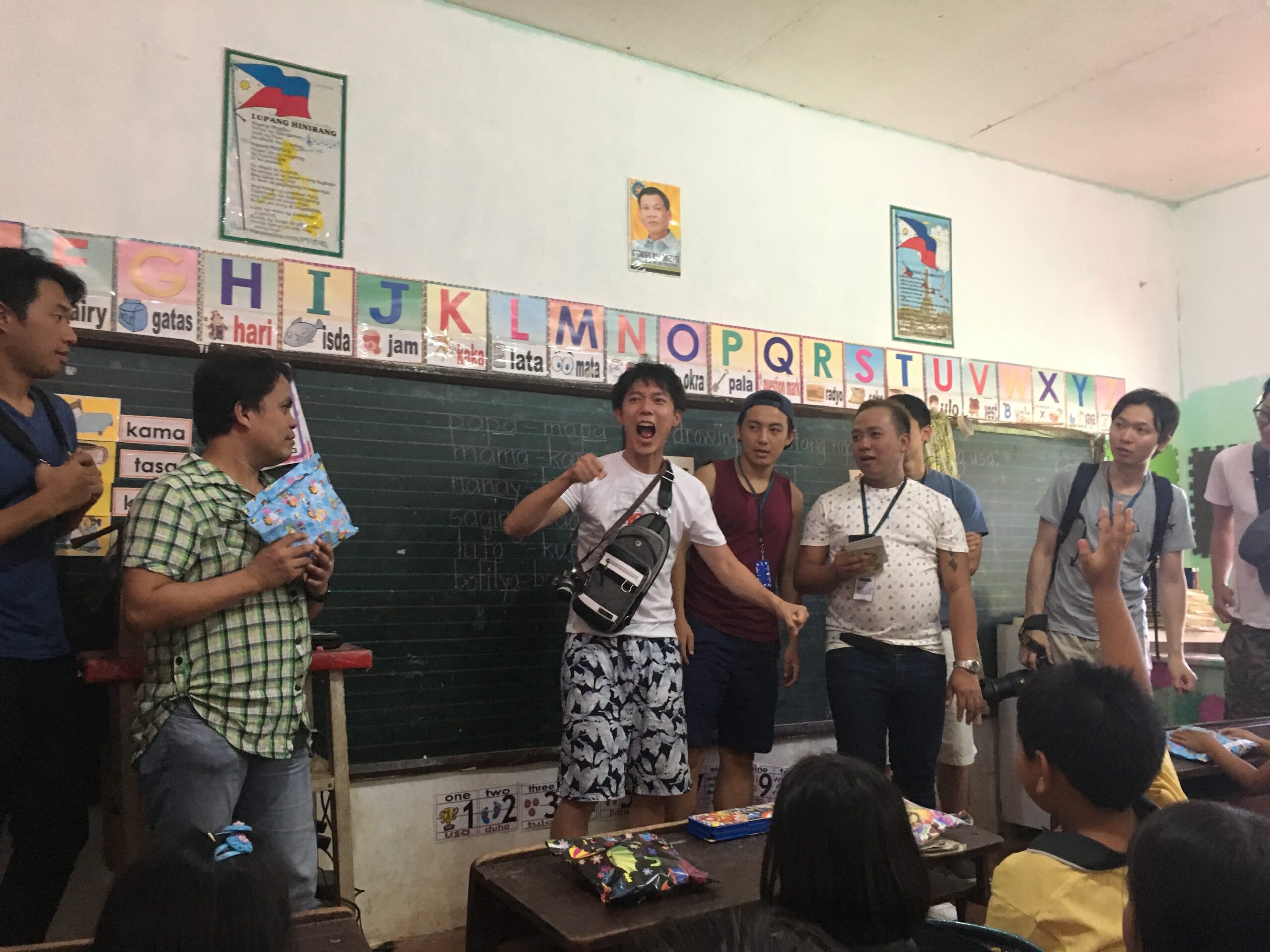 9B1AB670-5BCC-4417-AC40-42EB3A2413E1