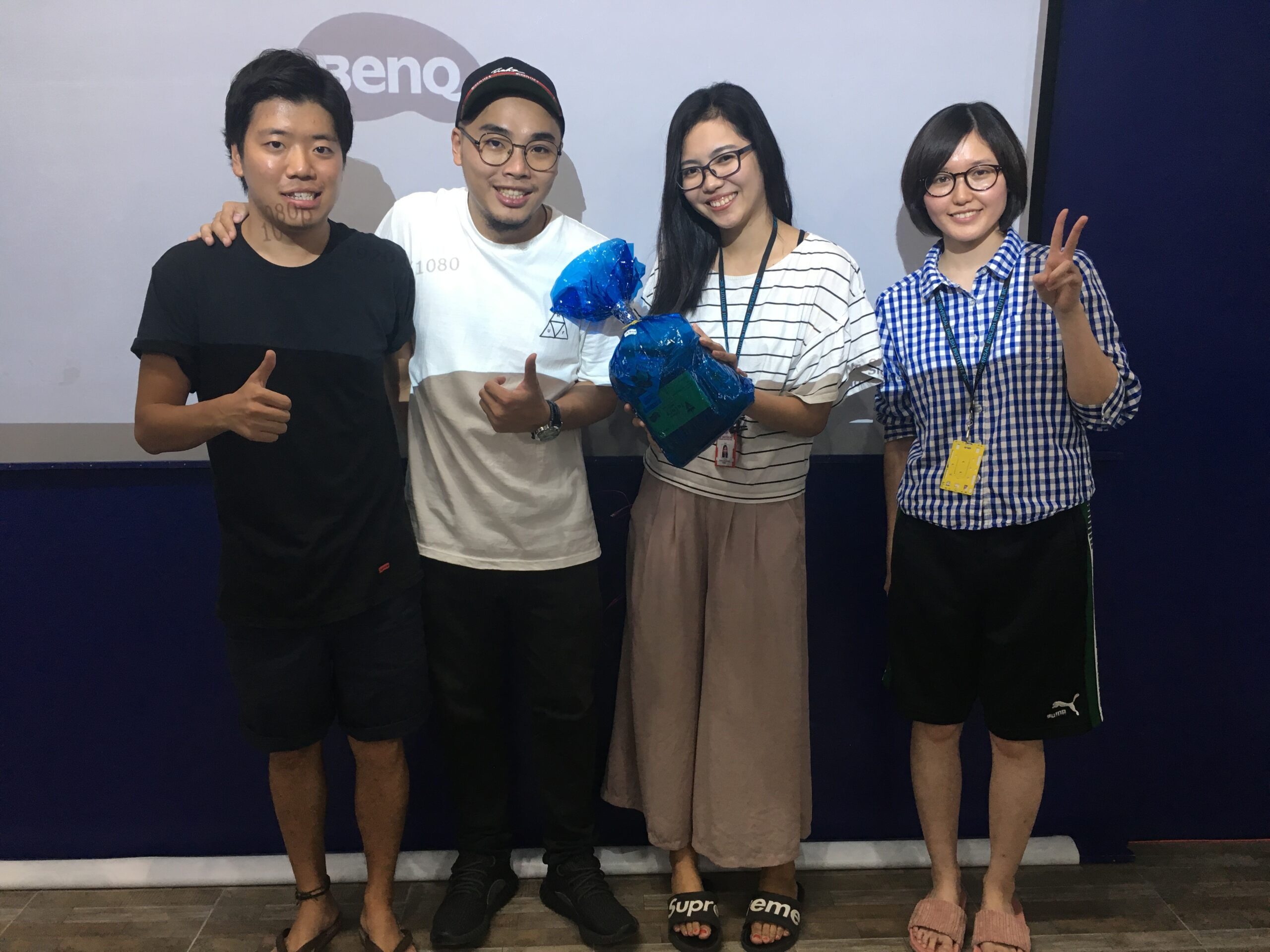 9CA8D880-C900-48EB-A32C-9CF8C7A29009