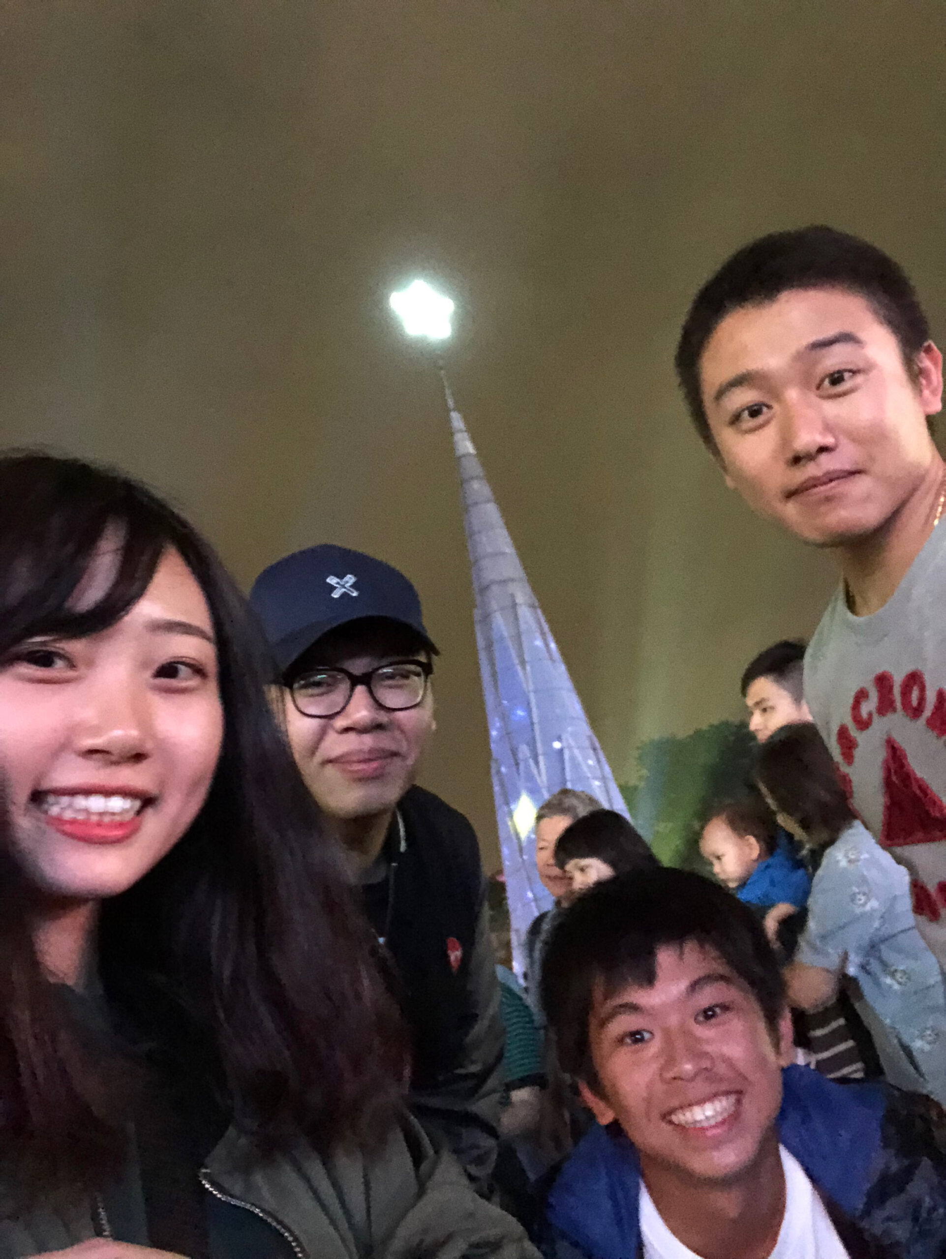 3953BD5B-384E-45FF-B396-CEF8AEFA75F6