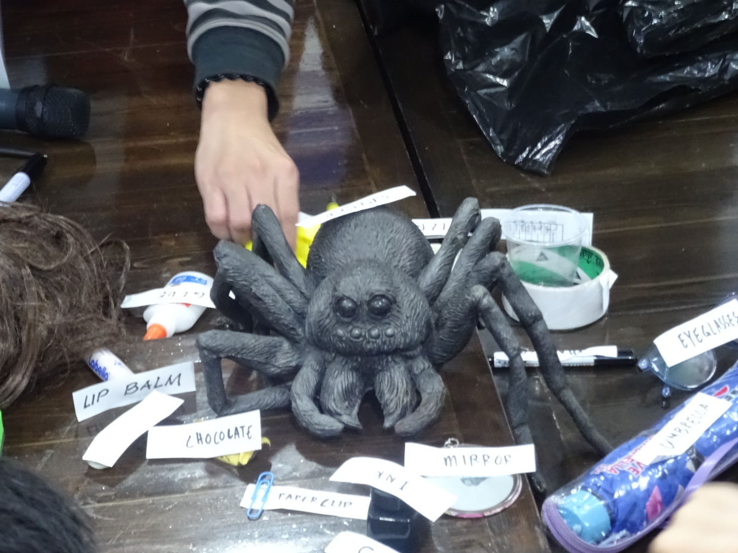 9C646B2B-F30D-4F7C-902D-387A4BFCE51B