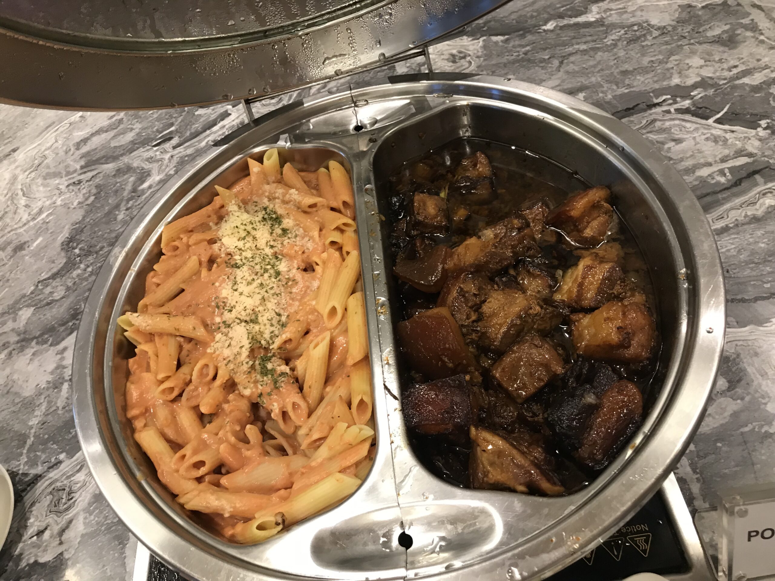 91F3BDBA-F5A0-4EF0-A49F-D09A9A0AC040