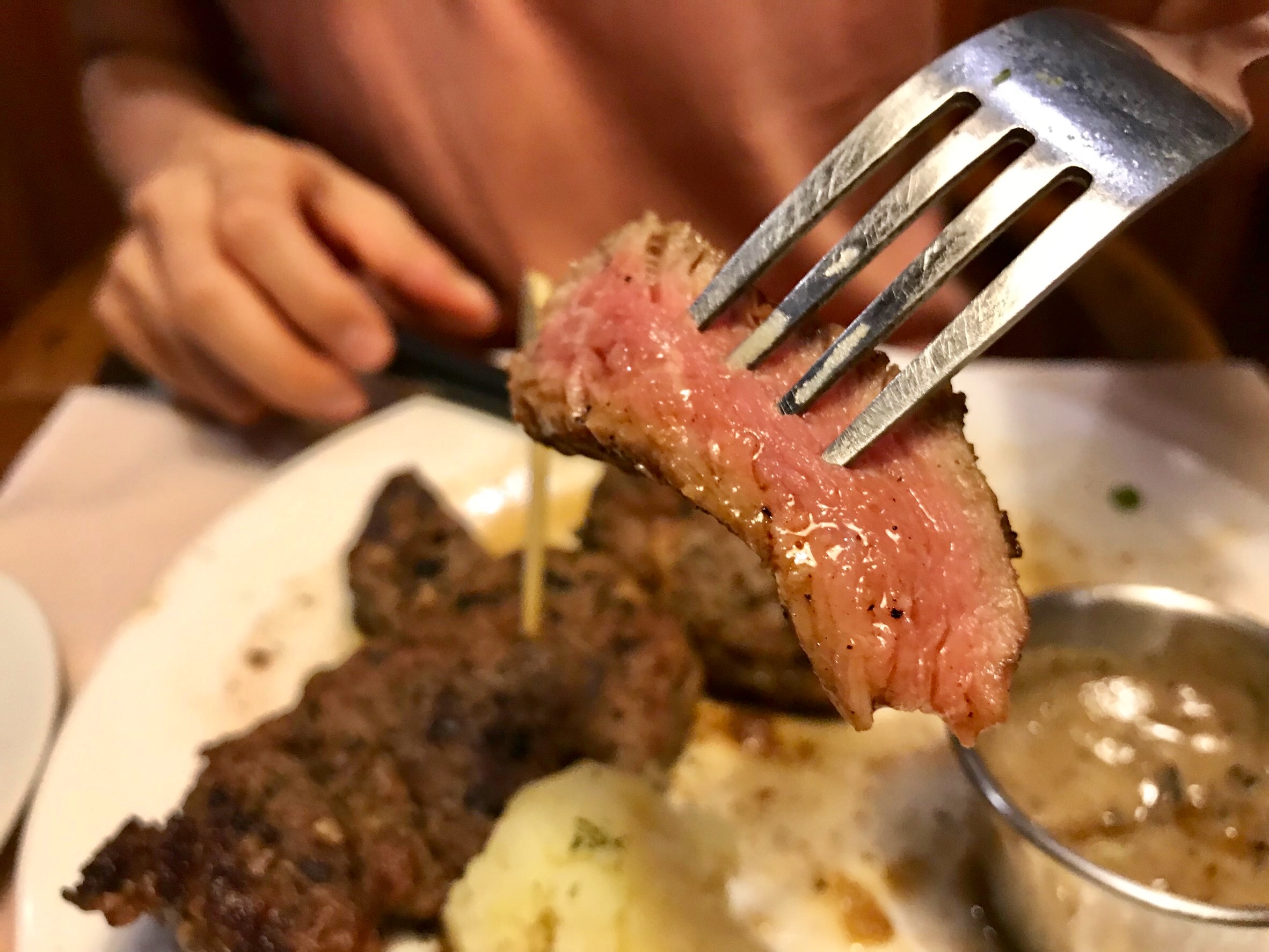 145ABBDE-5C06-41B4-BB20-32F82E3FE20C