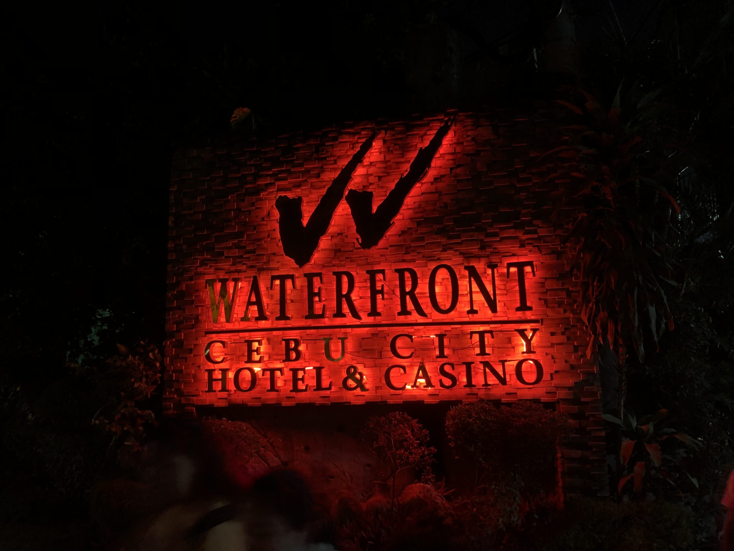 2FD2C192-5BB2-4D6C-A5BF-DCFAAA64208A