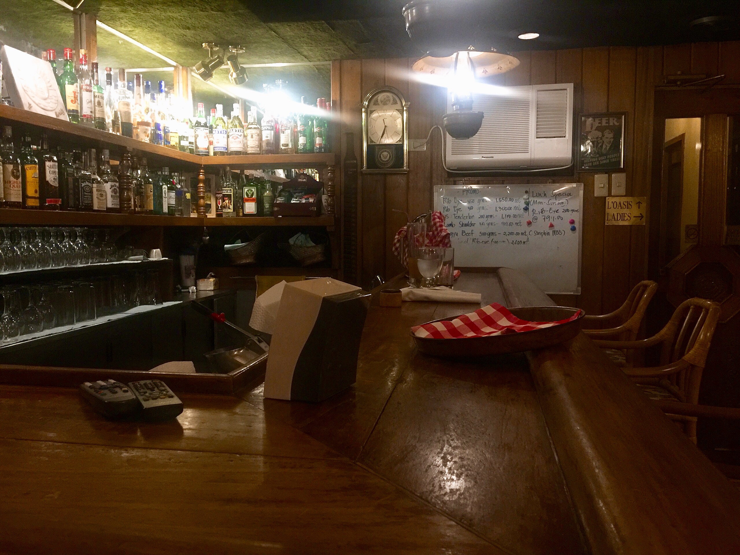 4B788302-00ED-4663-8BD4-E7A3F37B8A54