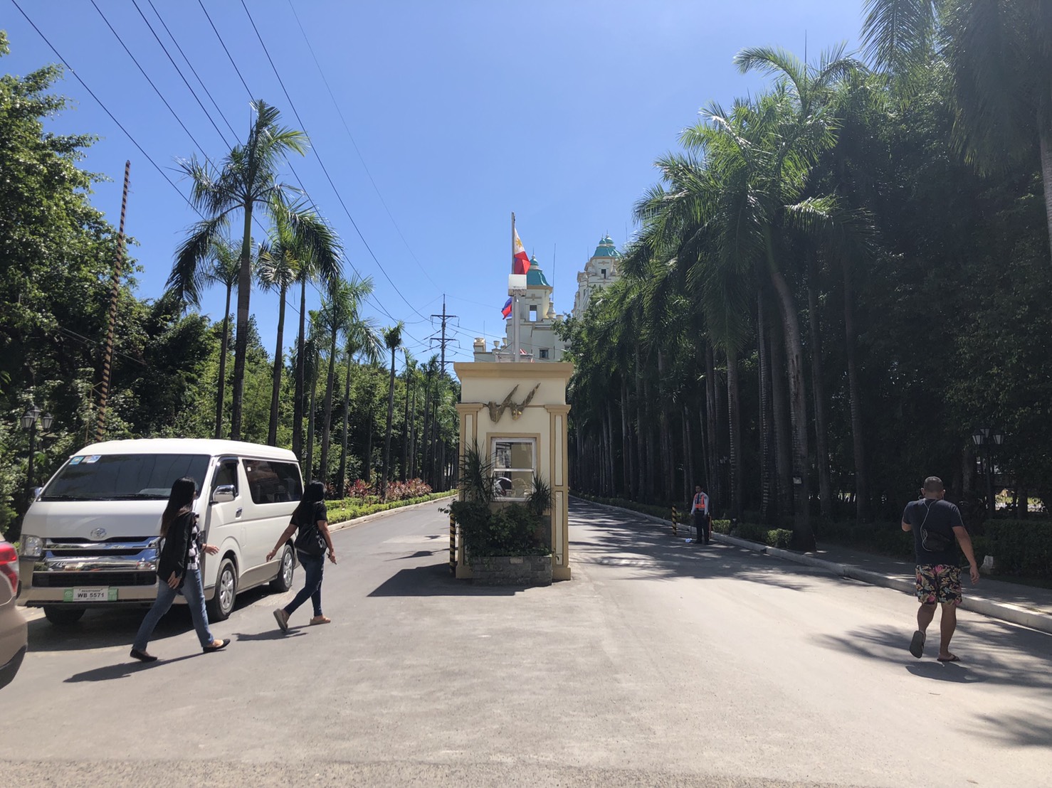 52C975D2-91A9-4354-8FB7-6A700FE05FB9