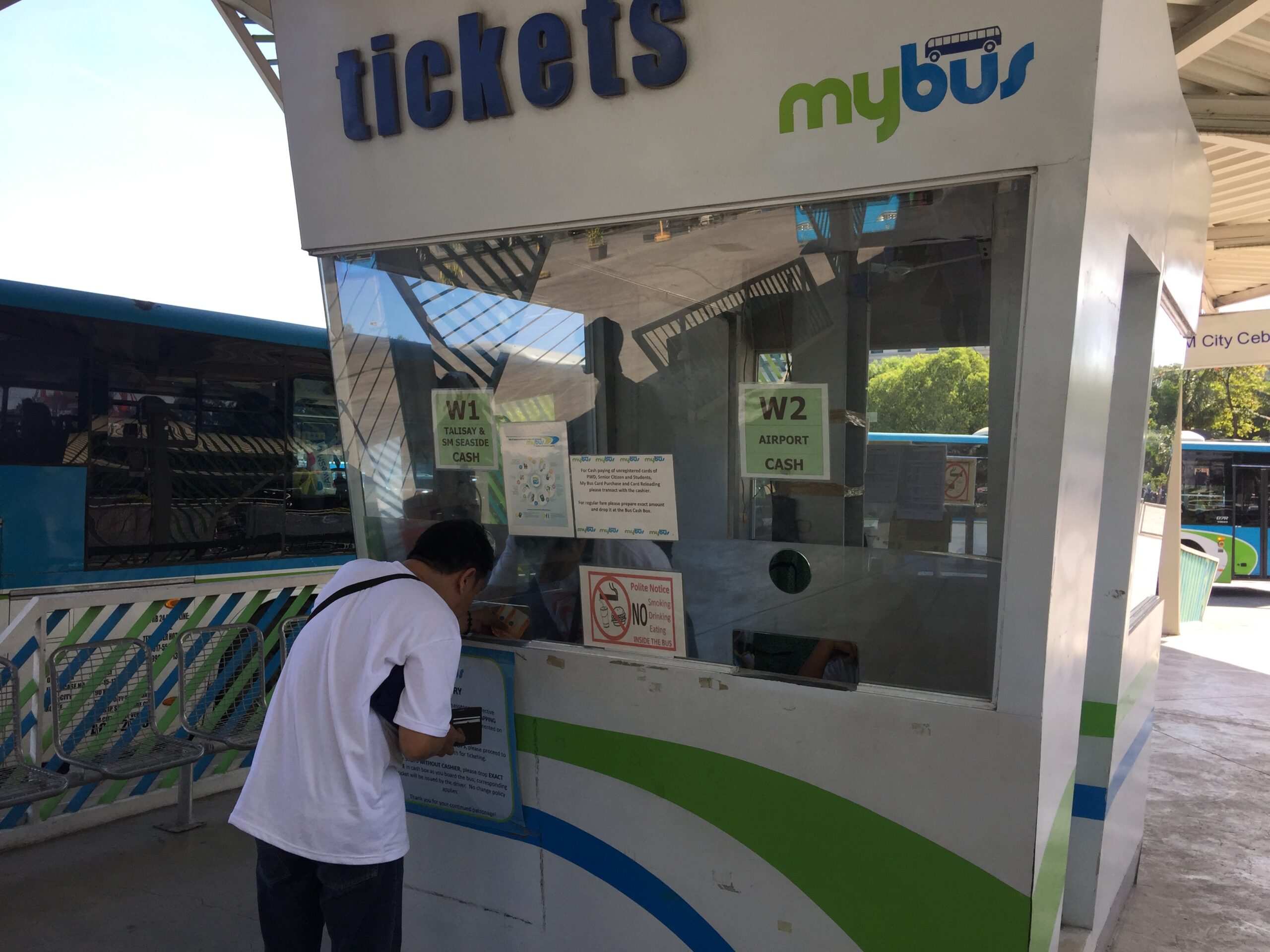 A1D855A2-00C4-43CB-B8D6-0197B96E5807