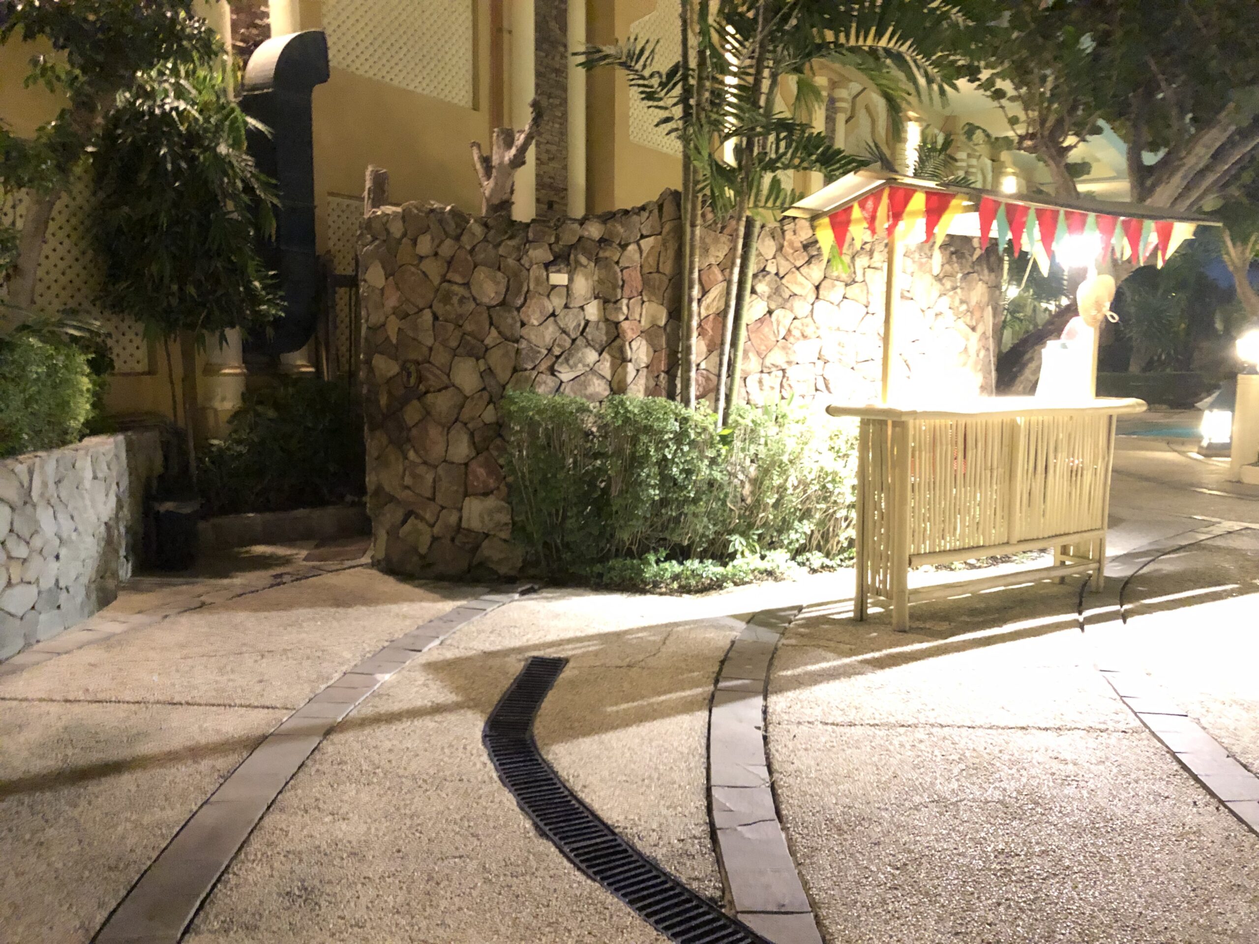 C5E74A25-4362-4381-90B6-FAE398F2DBE9