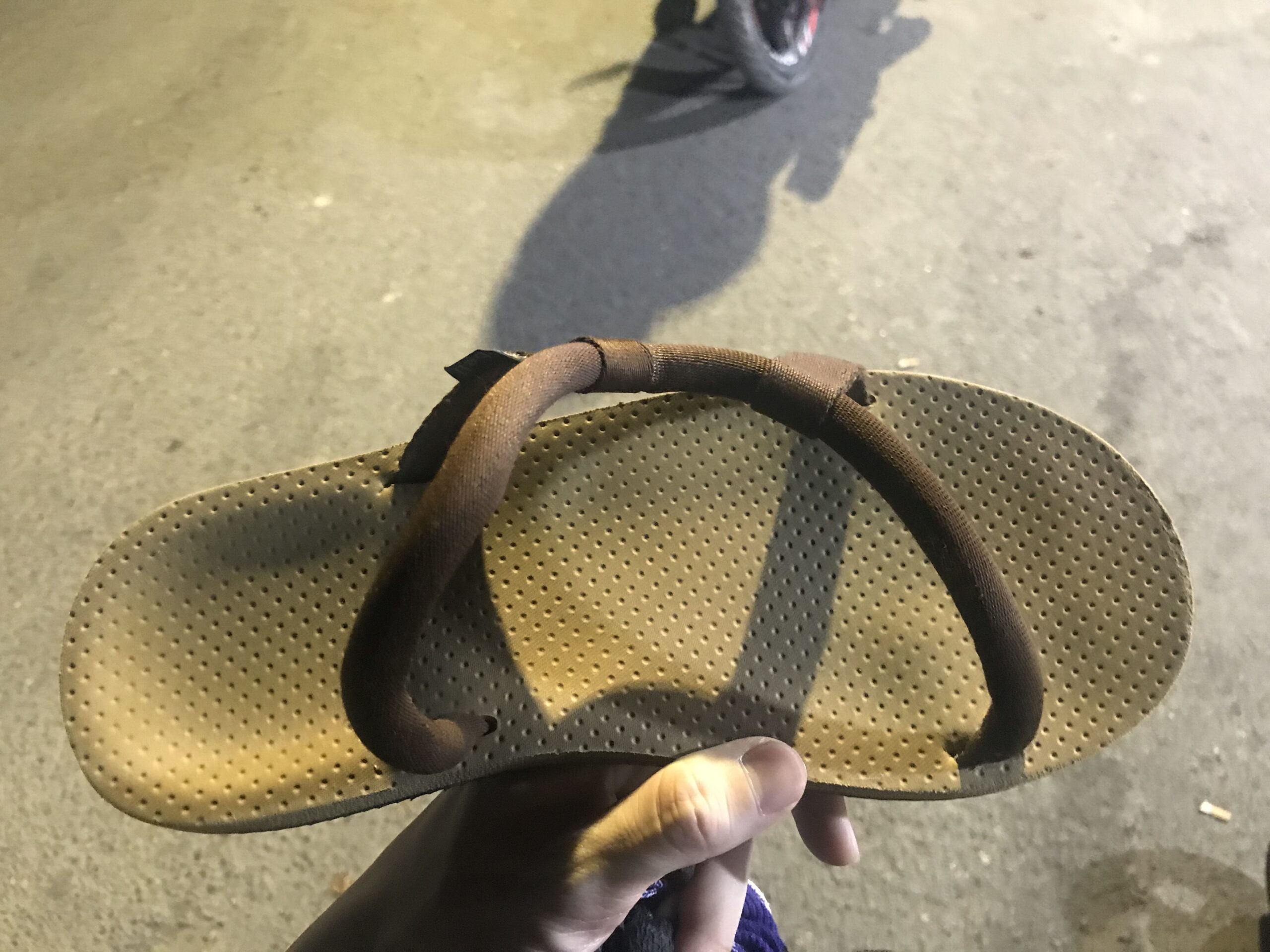 E59736F9-49D7-4824-AA43-6AE18DBA7D72