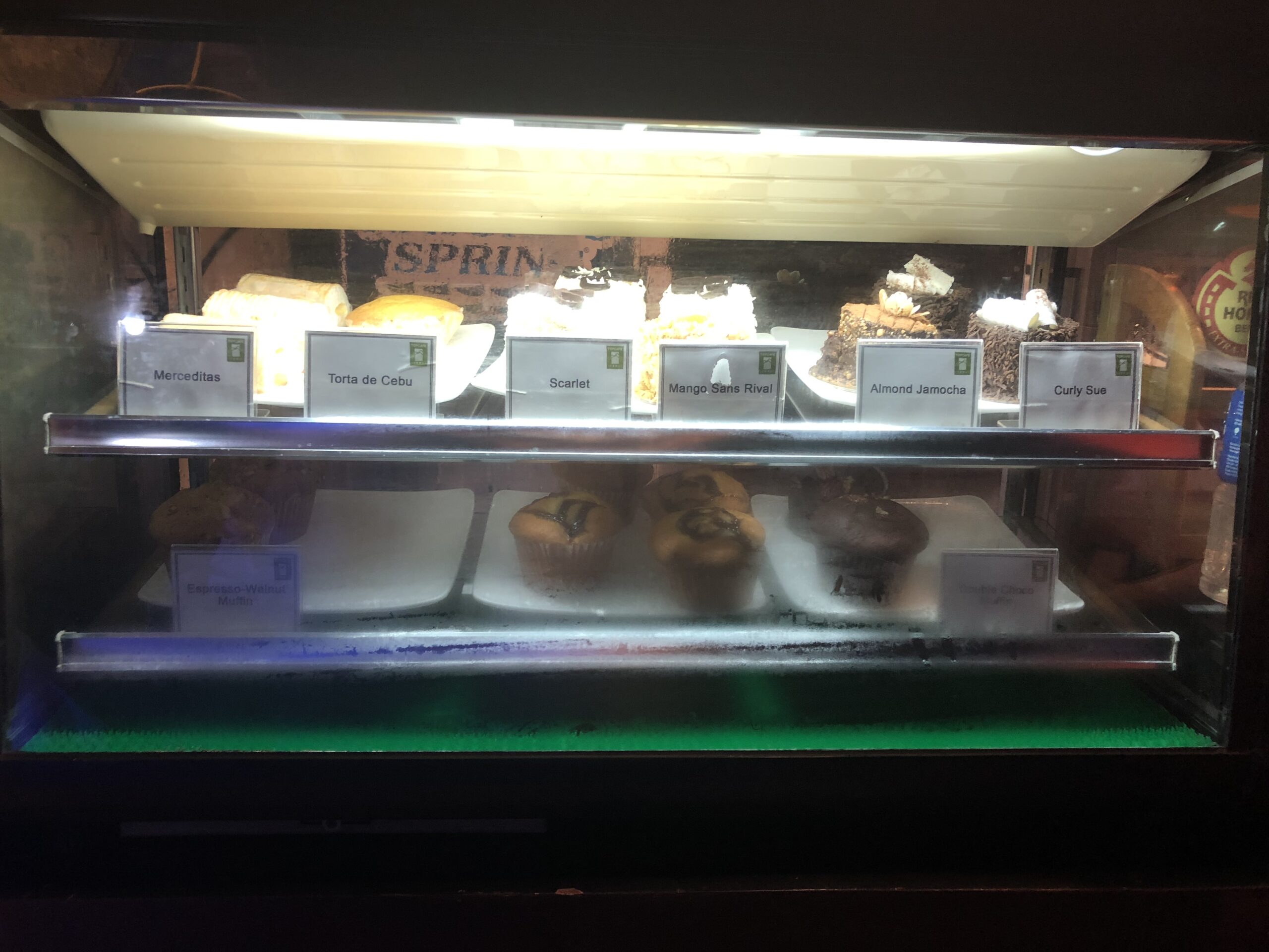 07E17F32-E5F5-4D0B-847E-5329574F9E45