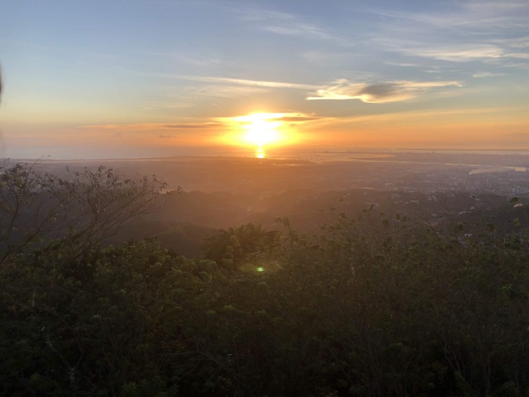 魅力は夜景だけじゃない‼︎【Tops】の楽しみ方