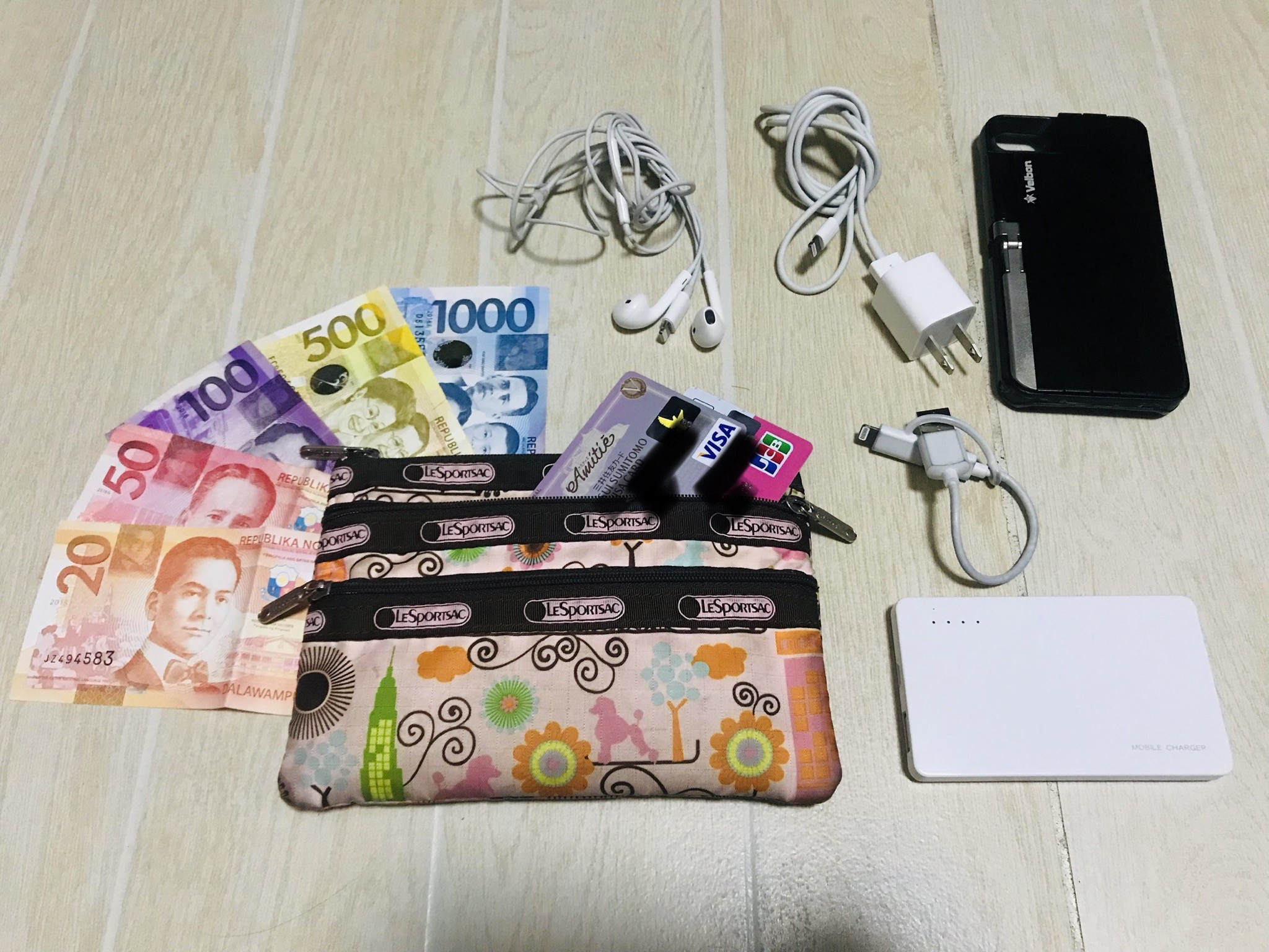 B4F31560-4483-4BC0-AAE6-5C2D2D138AFE