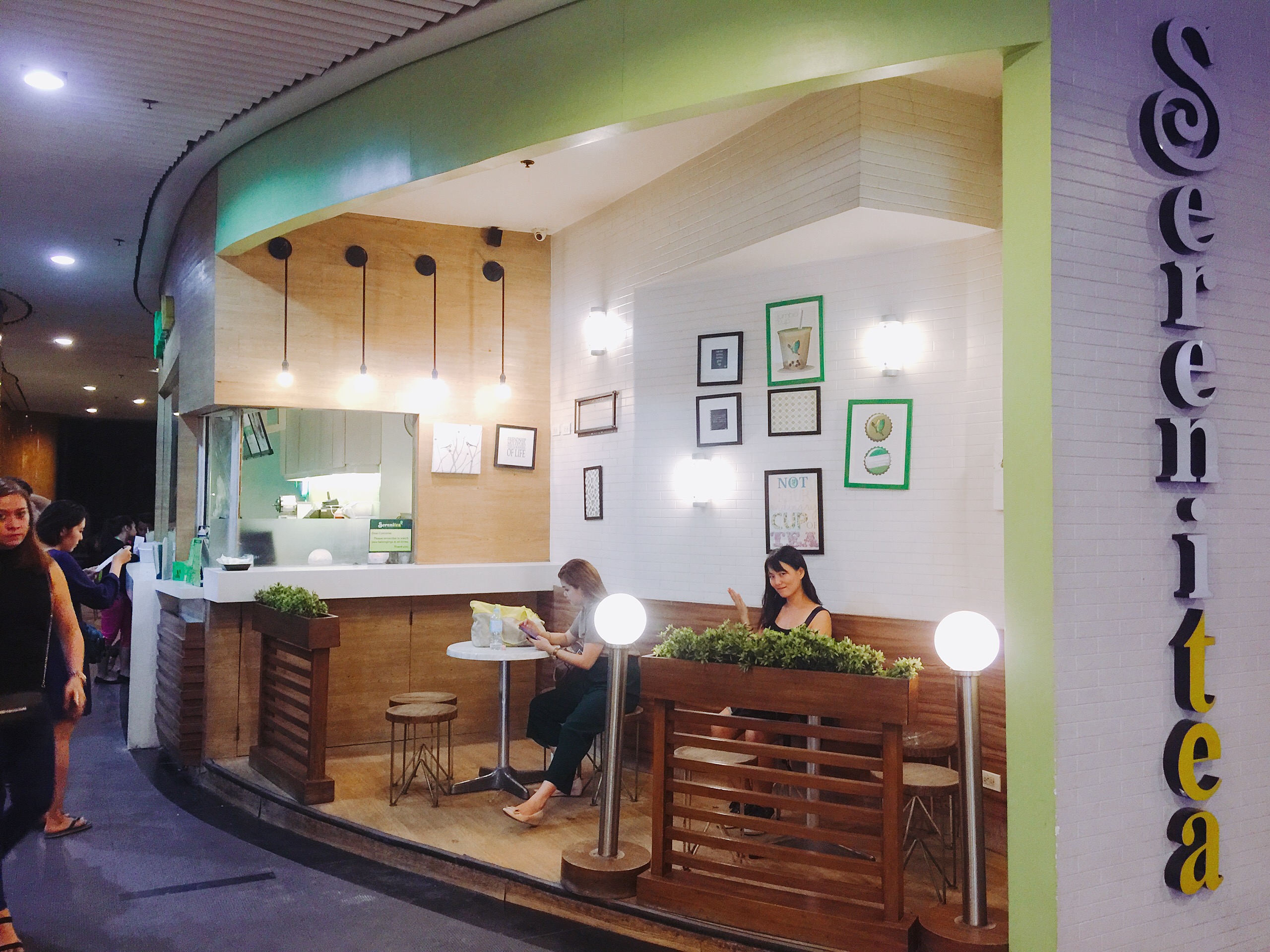 EF8227B4-77B0-4E79-9681-3D6FB8F4A8B3