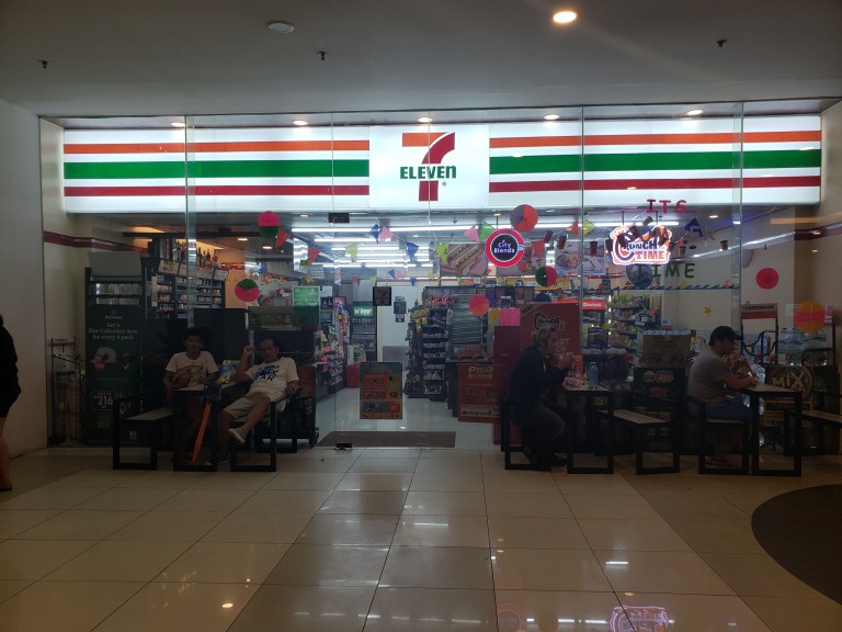 日本と同じ??セブのコンビニ事情!!