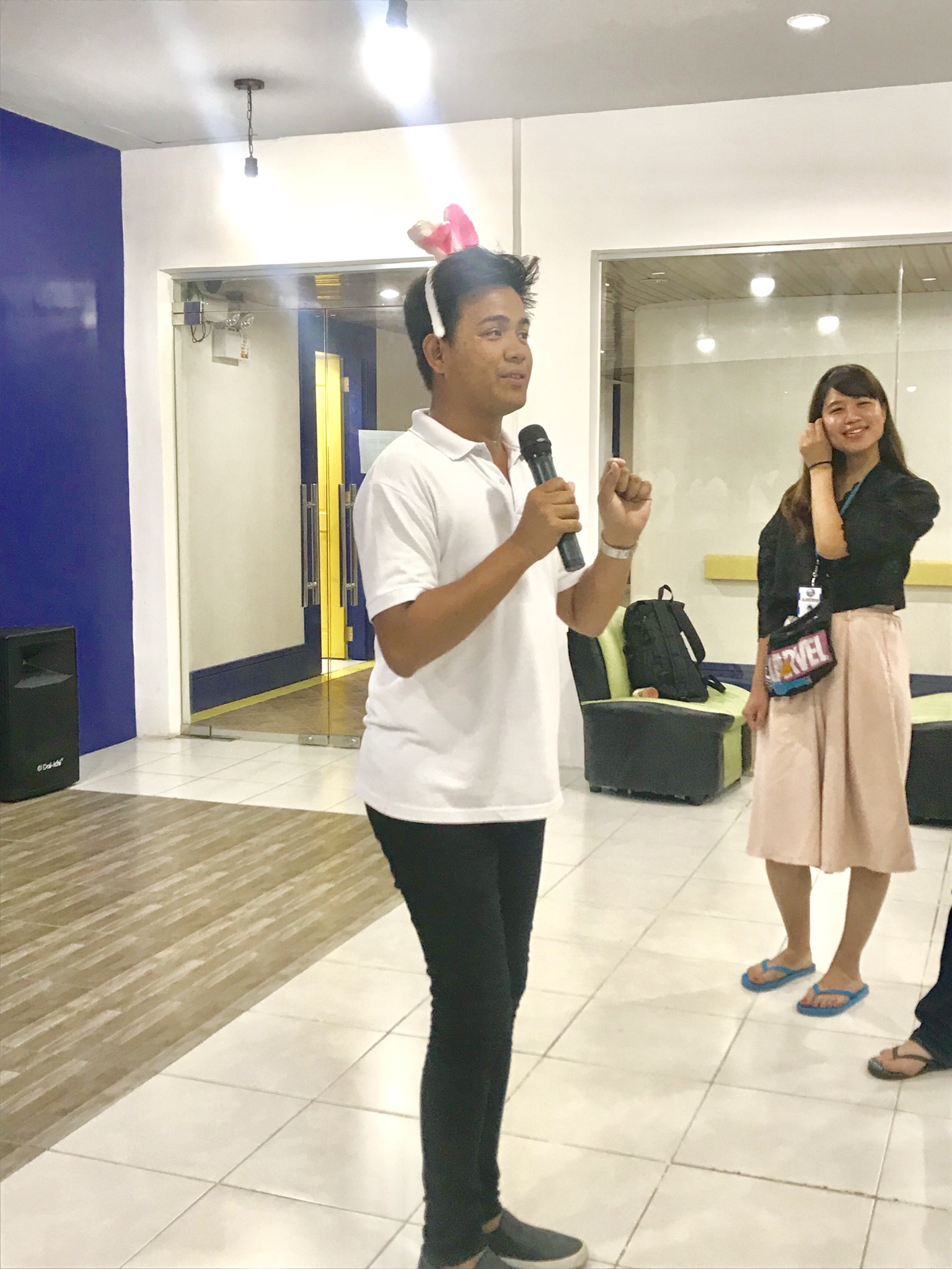 C09314F3-9A32-40B7-9A00-0FA0D7EC1CC3