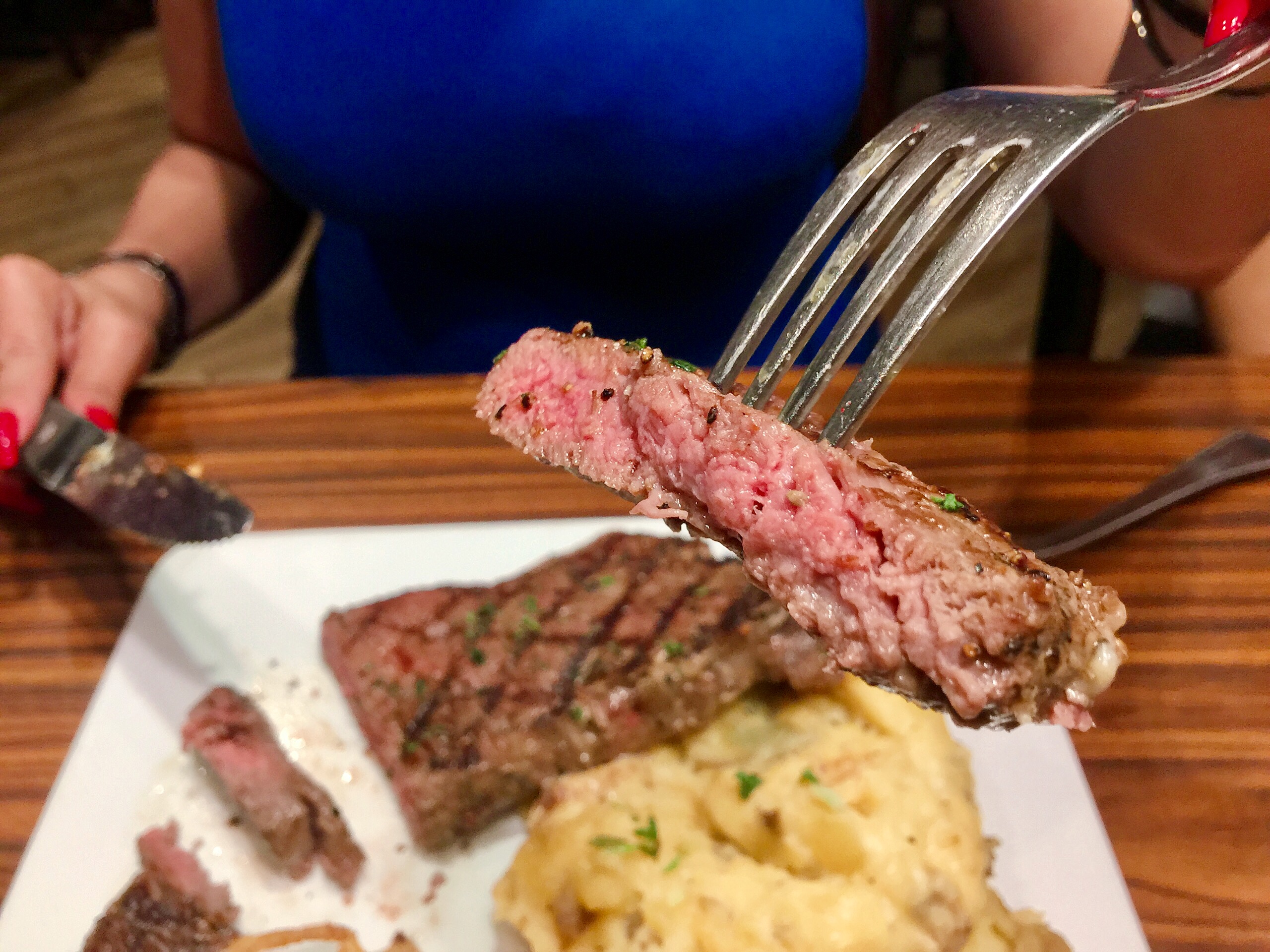 5D6D4947-1457-490F-8EC9-A4B8B7388A02