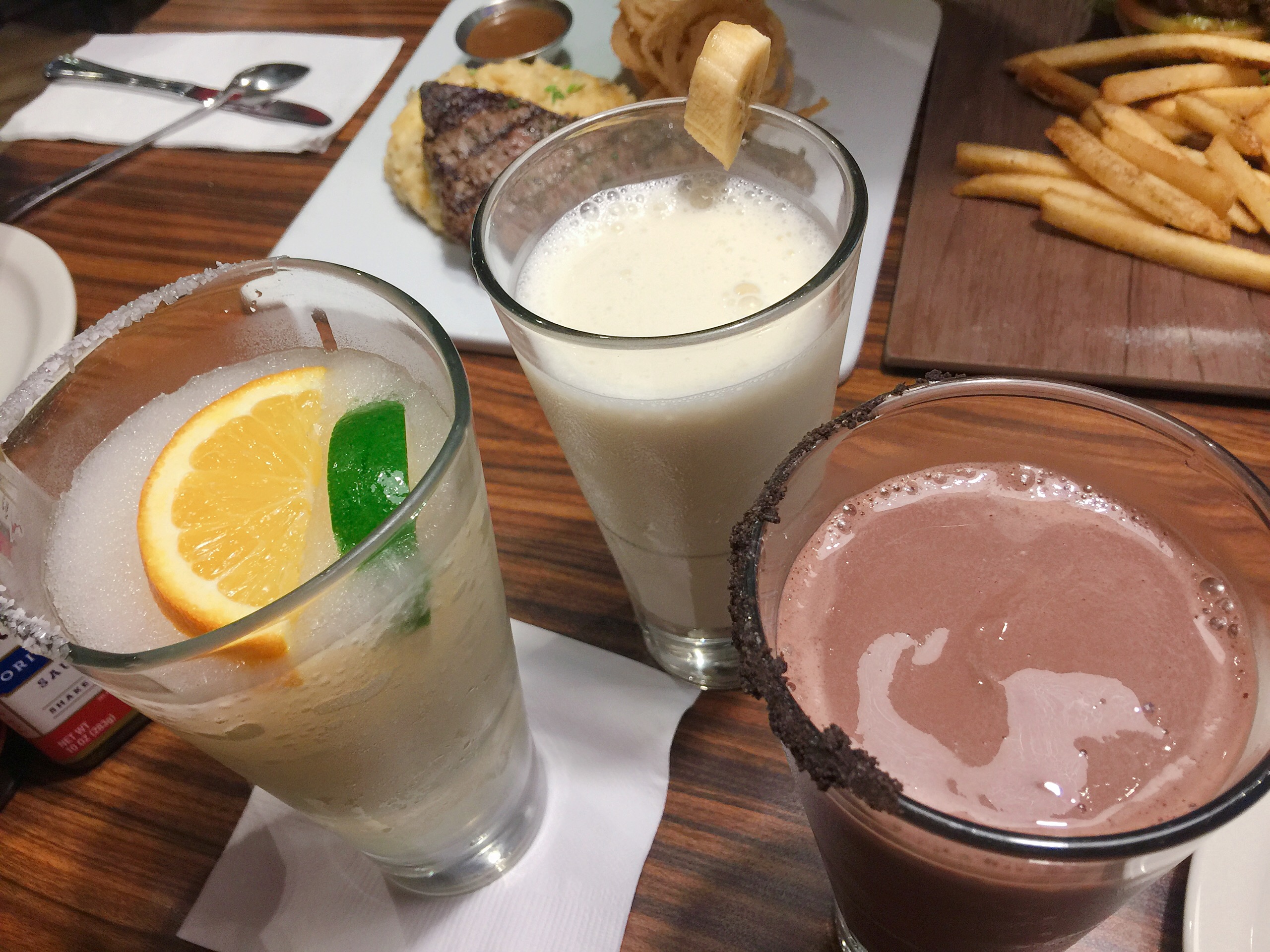 BBA98DCE-7227-4B60-9546-9038F0A29A00