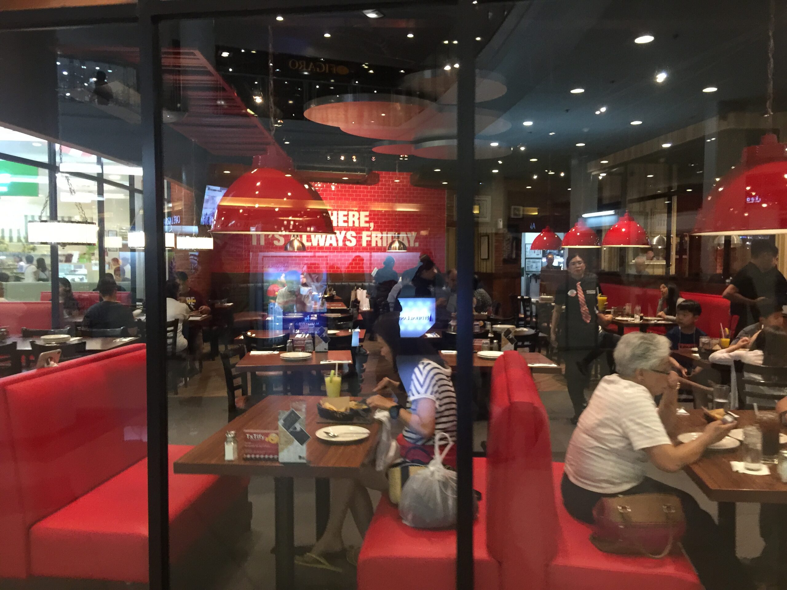 FCB2F458-FEFE-46E8-8B99-2A5BE7ECDDEC