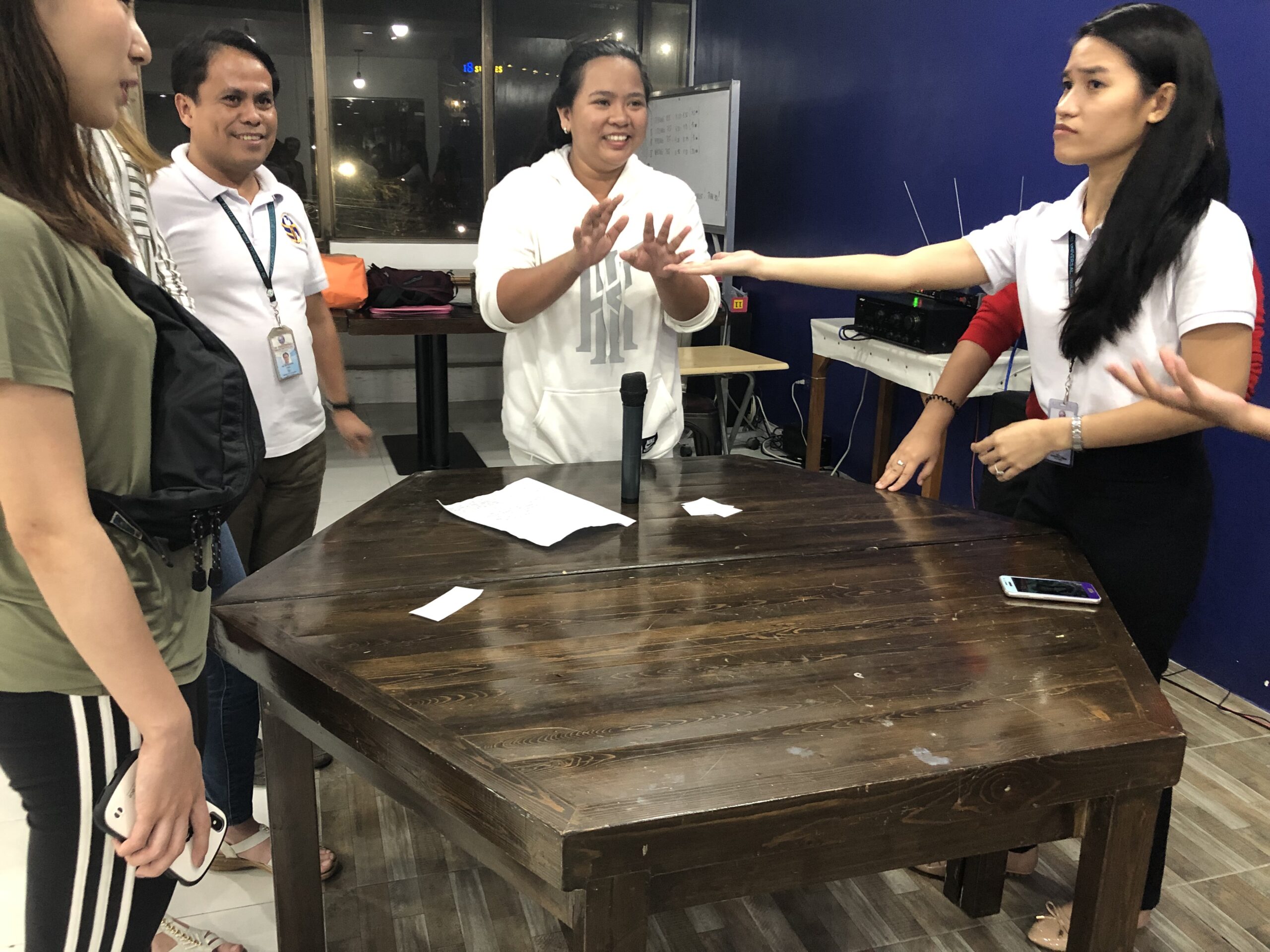 FB2D9FCB-6A83-41D2-AD6B-C57297FDFA21