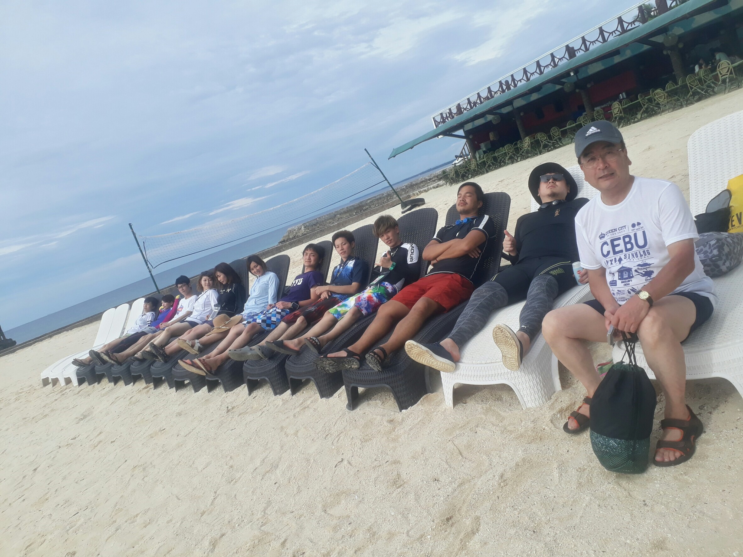 98099665-AFEF-48EE-9346-2B8689EAE493