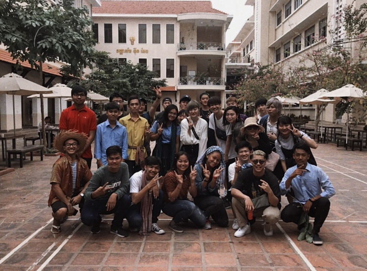 6B5C23E9-407B-4F92-B962-CF8DA6CCDC3D